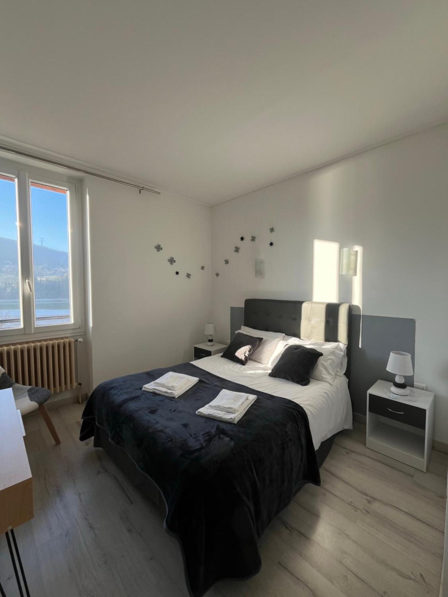 Au Moulin Du Pont Hotell Samognat Eksteriør bilde