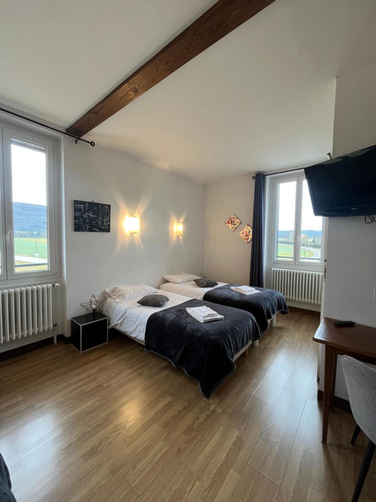 Au Moulin Du Pont Hotell Samognat Eksteriør bilde